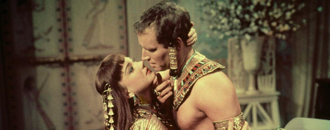 Anne Baxter, Charlton Heston | "The Ten Commandments" (1956) *
