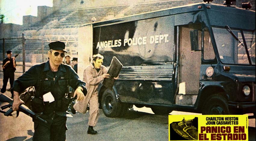 John Cassavetes, Tom Bower | "Two Minute Warning" (1976)