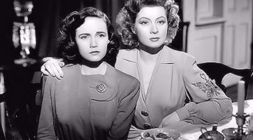 Teresa Wright, Greer Garson | "Mrs. Miniver" (1942)
