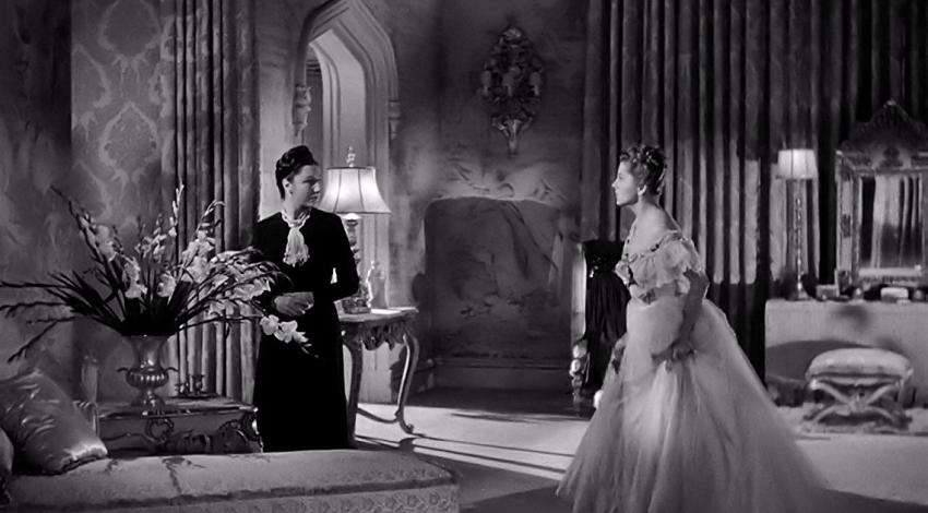 Joan Fontaine, Judith Anderson | "Rebecca" (1940)