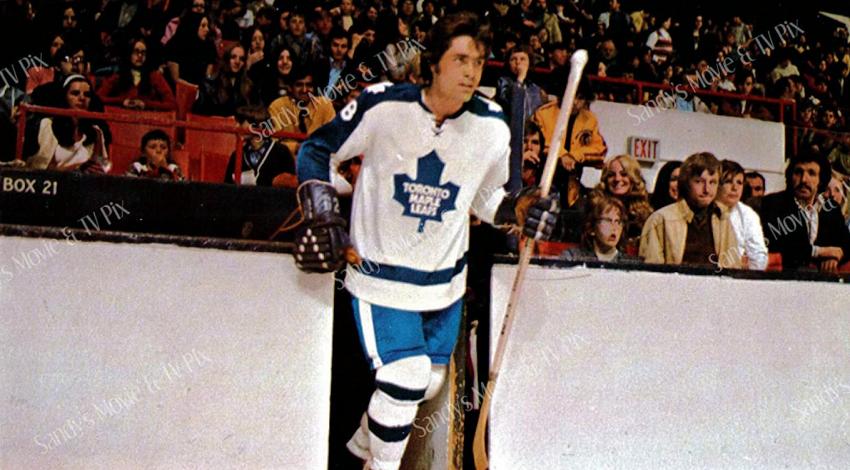 Art Hindle as Billy Duke | "Winter Comes Early" aka "Faceoff" (1971)